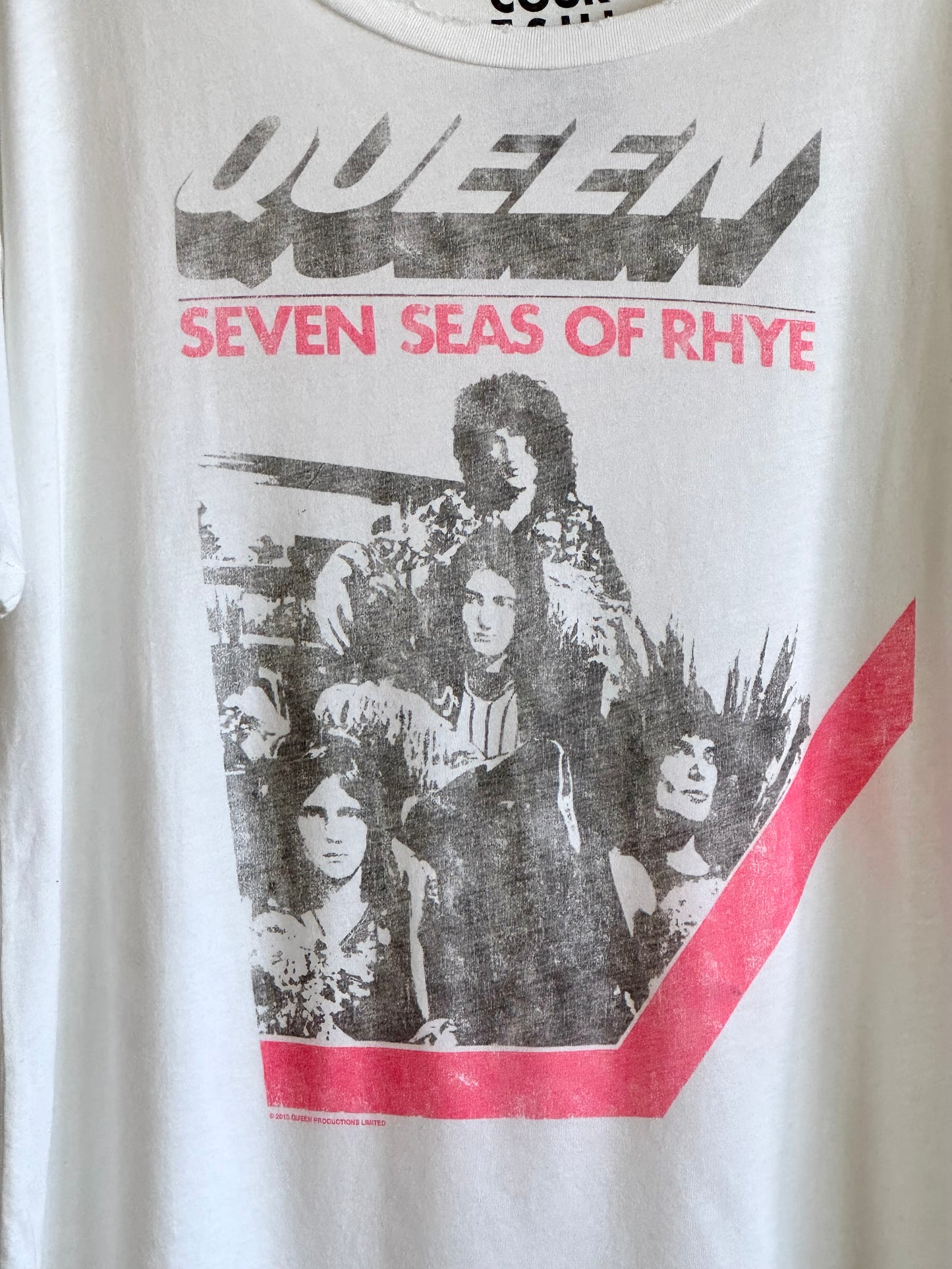 Queen boxy t-shirt