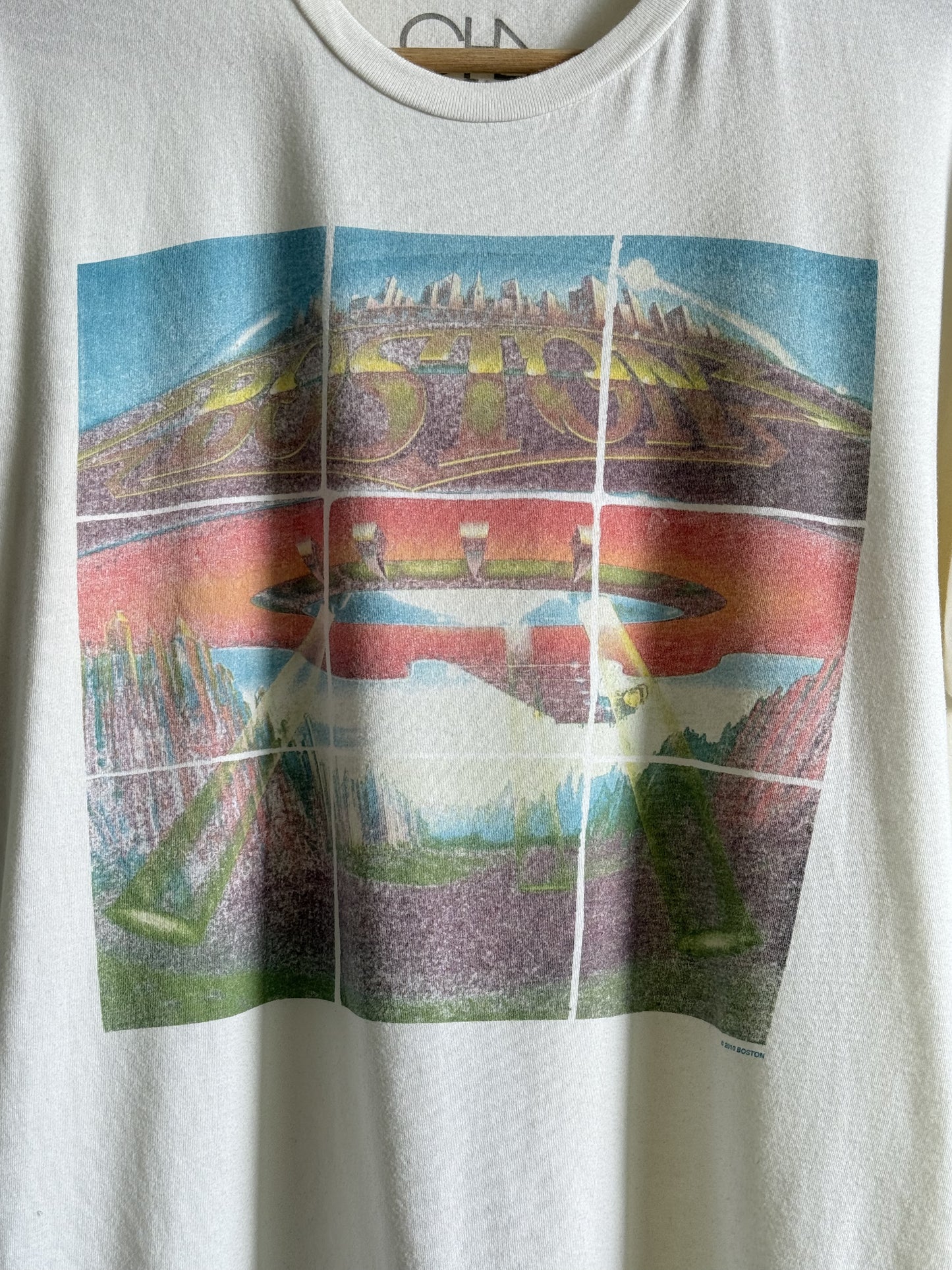 Boston "Don't Look Back" t-shirt