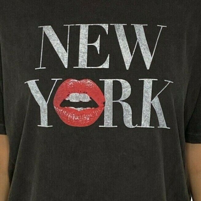 New York Lips Boxy t-shirt